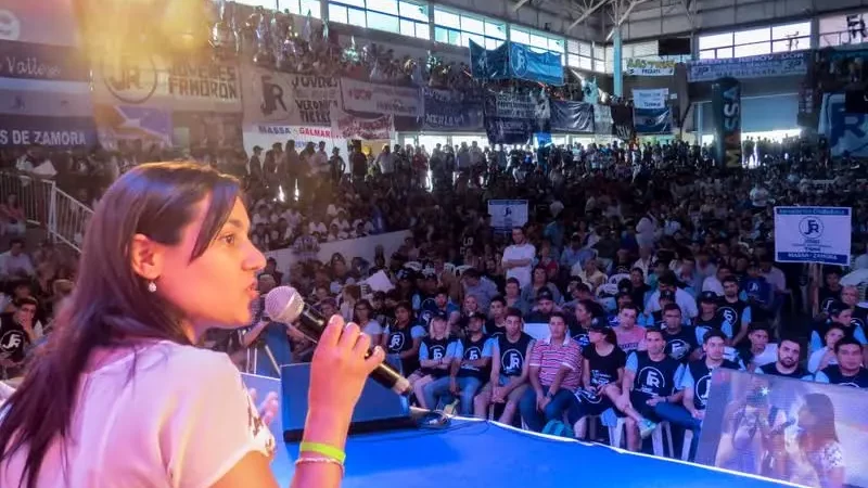 Sofía Vannelli habló ante más de 6 mil Jóvenes del Frente Renovador