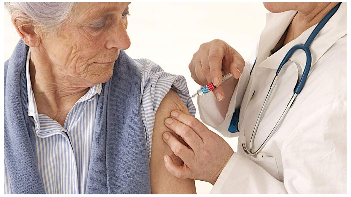 PAMI vacuna contra la Gripe a las personas mayores de las residencias de larga estadía y trabajadores de la salud