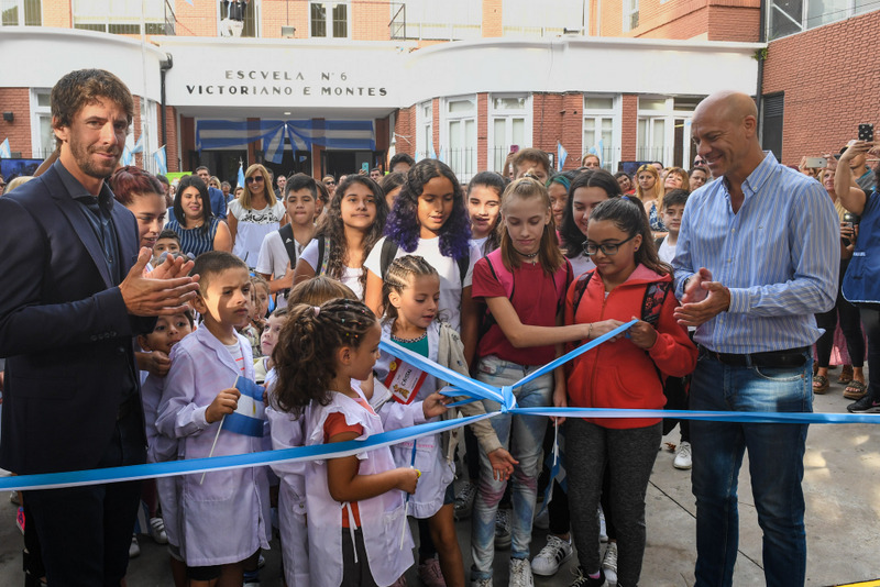 Juan Andreotti inauguró el renovado edificio de la Primaria Nº 6 y Secundaria Nº 23