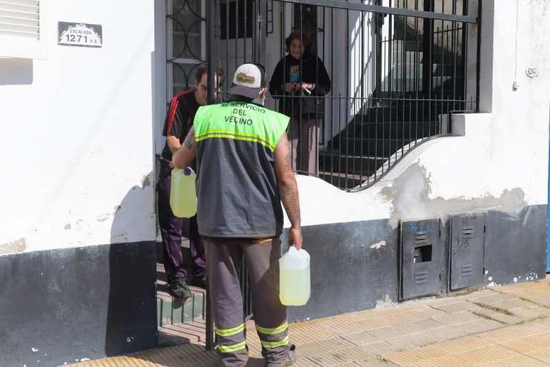El Municipio avanza en la entrega de lavandina en todos los barrios de San Fernando