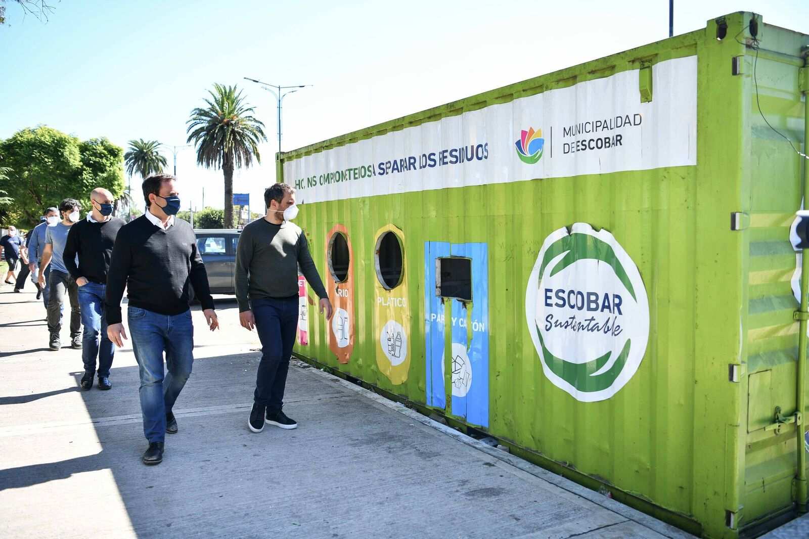 Ariel Sujarchuk y el ministro Juan Cabandié recorrieron obras hidráulicas y presentaron nuevas maquinarias para potenciar el programa Escobar Sostenible