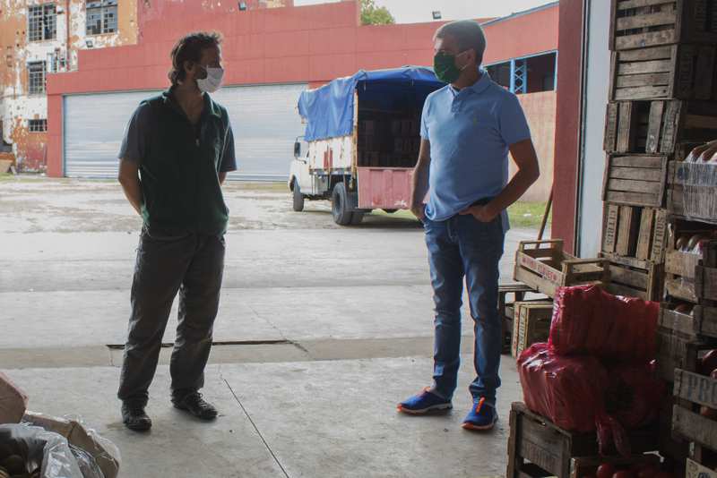 Juan Zabaleta se reunió con el presidente del Mercado Central Nahuel Levaggi para fortalecer el abastecimiento de alimentos a precios justos