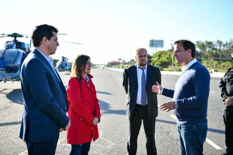 Ariel Sujarchuk, junto a los ministros Wado de Pedro y Sabina Frederic, supervisó un operativo conjunto de prevención y control vehicular en el partido de Escobar