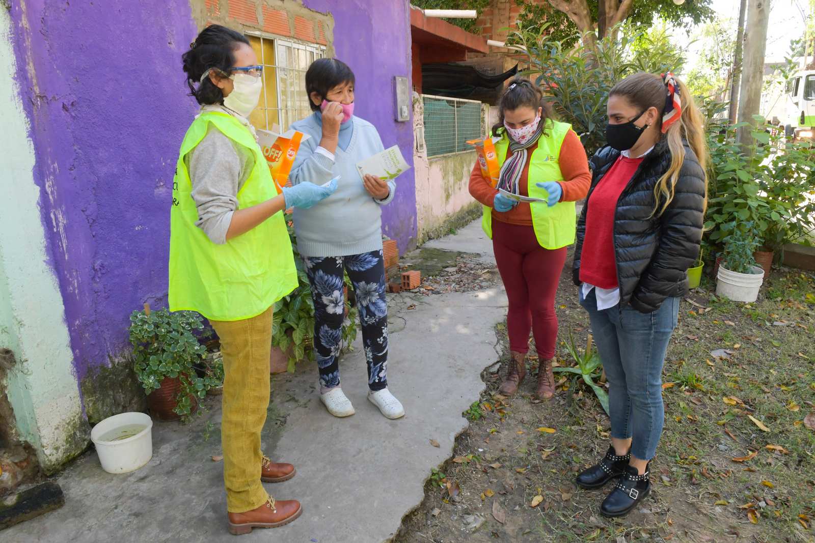 San Fernando continúa la prevención del dengue con fumigación, repelentes e información