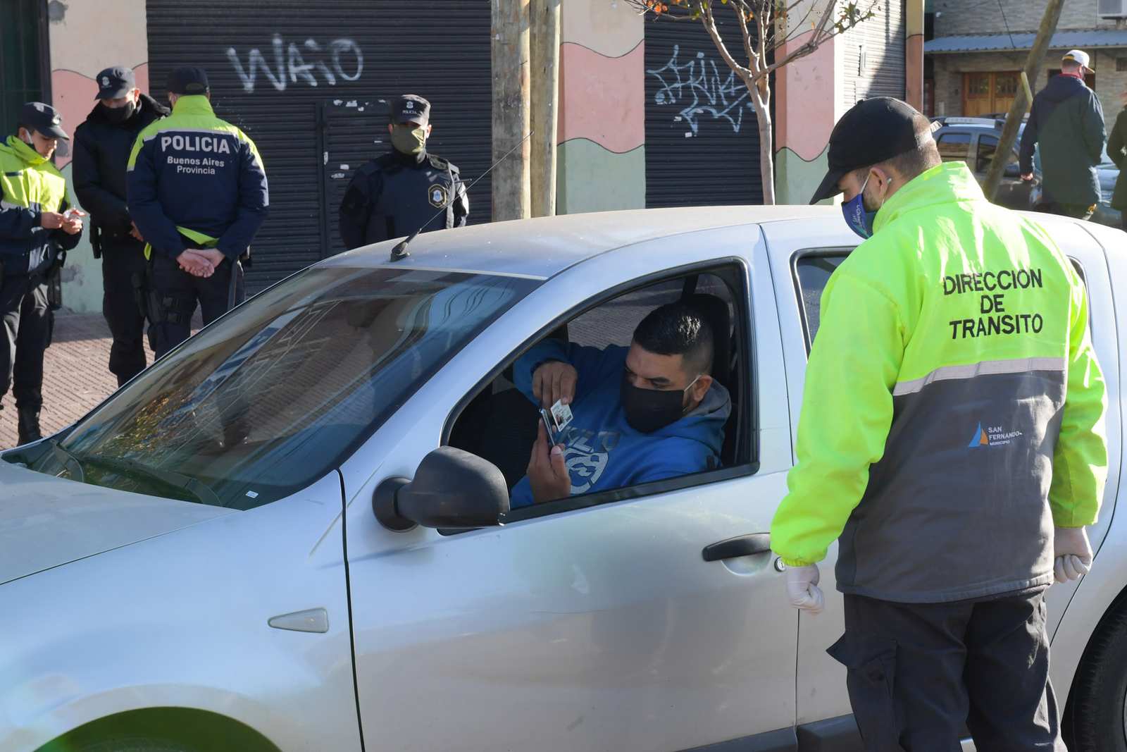San Fernando sigue los controles de seguridad y secuestra vehículos sin permiso de circulación