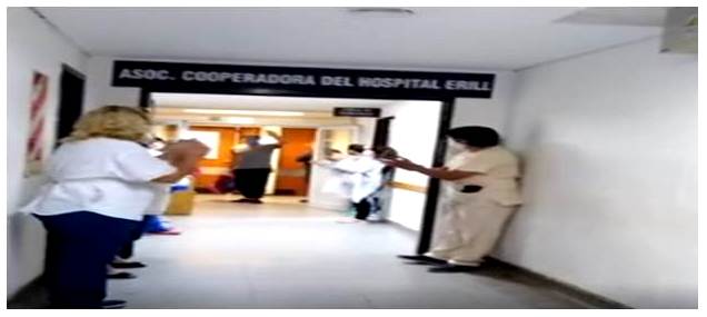 Alegría, sonrisas y aplausos por un paciente recuperado de CORONAVIRUS en Escobar
