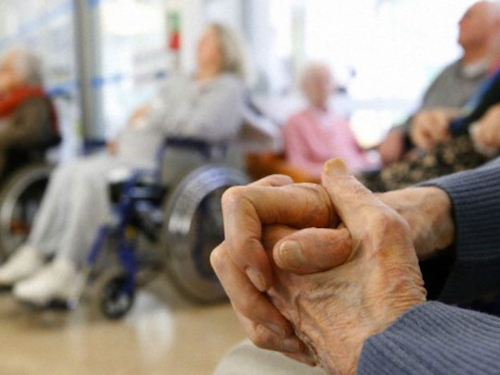 Nuevo informe de la situación en geriátricos y residencias de adultos mayores en la provincia de Buenos Aires