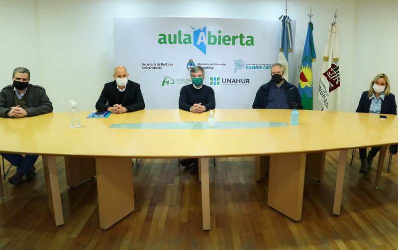 Zabaleta recibió a Guillermo Merediz, quien entregó un fondo nacional para el Centro de Rehabilitación de la UNAHUR destinado a pacientes con Covid-19