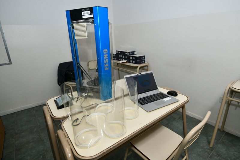 En articulación con escuelas del distrito,  la Municipalidad de Escobar fabricó y entregó más 2500 máscaras de bioseguridad   