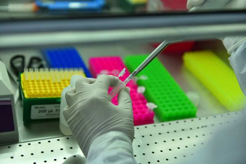 Por iniciativa de Ariel Sujarchuk, toda la dirigencia política de Escobar donó parte de su sueldo para construir el futuro laboratorio del Hospital Provincial Erill