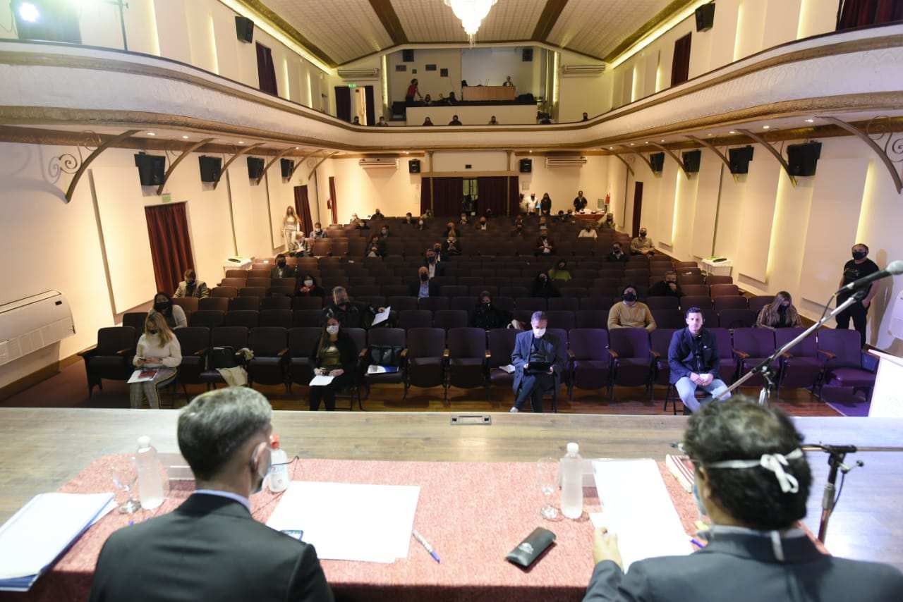 Escobar, se aprobó la eximición de tasas  a 4.300 comerciantes