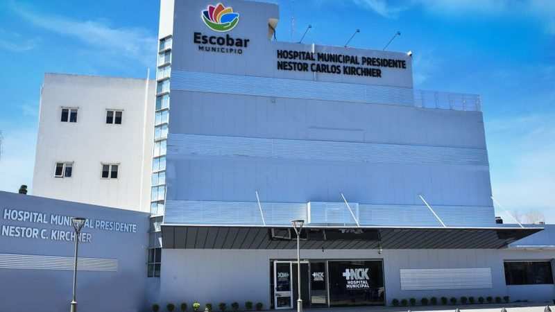 El Lunes, Ariel Sujarchuk  junto al Presidente Alberto Fernández y al Gobernador, Axel Kicillof,  inaugura el Hospital Municipal Néstor Carlos Kirchner