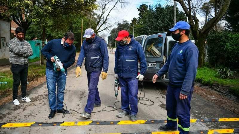 Cultura, espacio público y asfalto: Ariel Sujarchuk supervisó obras   que la Municipalidad realiza en Garín y en Maschwitz