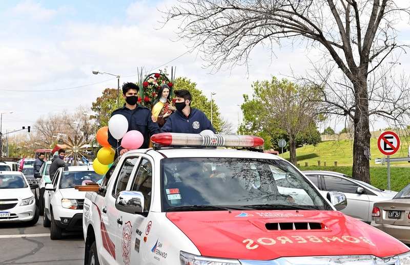 San Fernando celebró una procesión vehicular por la fiesta de Santa Teresita, Patrona de Virreyes