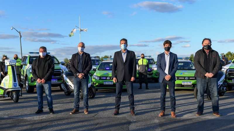 Juan Andreotti y Sergio Massa presentaron 16 nuevos móviles y cámaras de seguridad