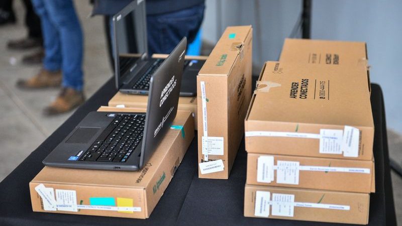 En articulación con el Ministerio de Educación de la Nación, la Municipalidad de Escobar entregó más de 700 netbooks del Plan de Conectividad Federal “Juana Manso”