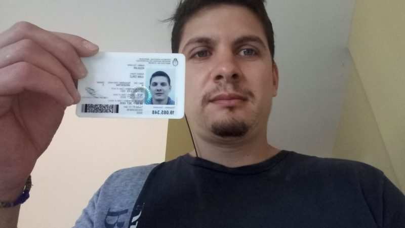 Nuevo DNI del Programa Escobar sin Indocumentados: “  Hoy empiezo una Nueva Vida”