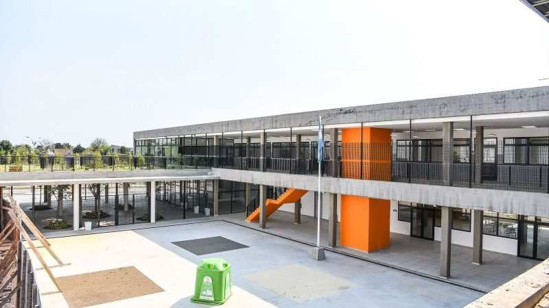 La Municipalidad de Escobar sigue adelante con las obras de ampliación en el Colegio Ramón A. Cereijo y con tareas de refacción en escuelas públicas del distrito