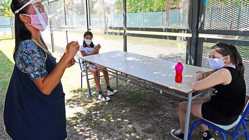Los CEIM de San Fernando volvieron a las clases con protocolos, grupos reducidos y al aire libre