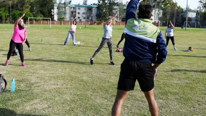 Los sanfernandinos ya disfrutan de las actividades al aire libre con protocolos en los Polideportivos