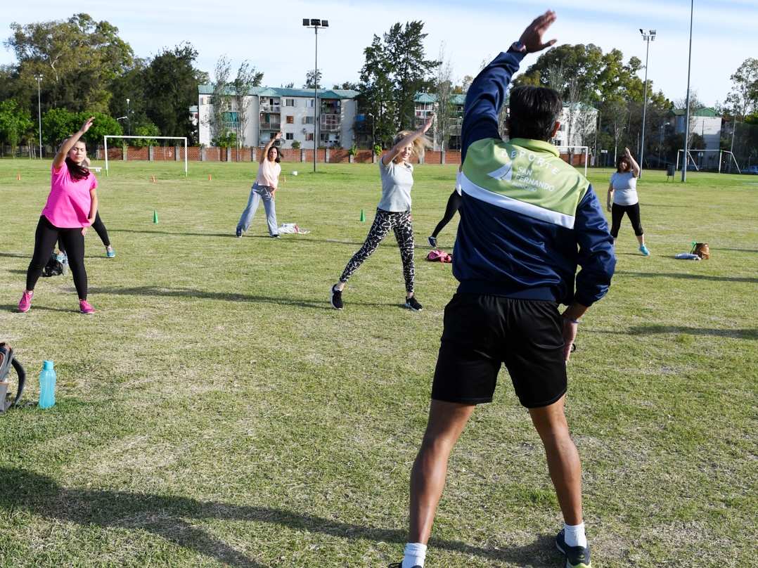 Los sanfernandinos ya disfrutan de las actividades al aire libre con protocolos en los Polideportivos