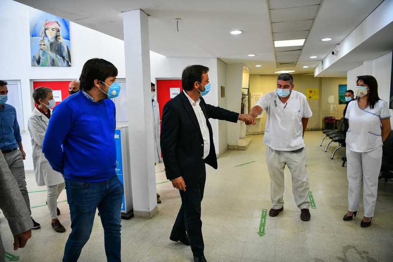 El intendente Ariel Sujarchuk y el viceministro Kreplak mantuvieron una reunión de trabajo y recorrieron el Hospital Provincial Erill