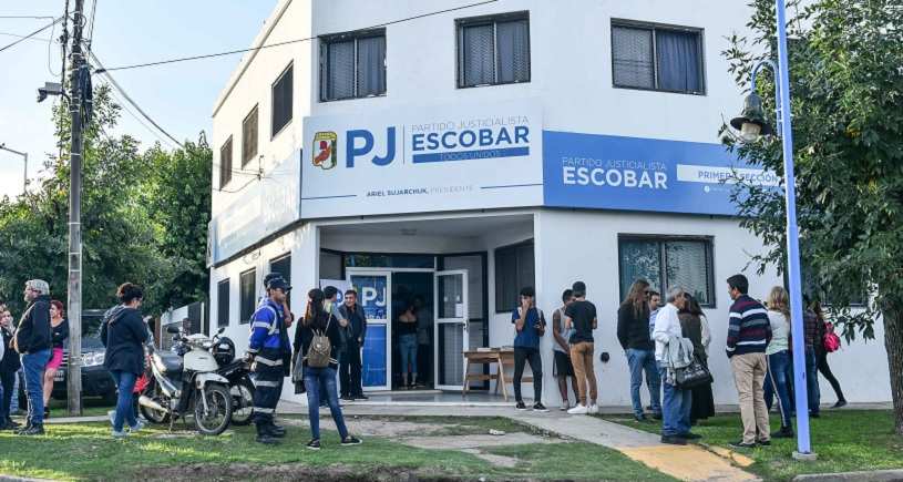 En sintonía con el Presidente Alberto Fernández, el Partido Justicialista de Escobar respalda la candidatura de Máximo Kirchner