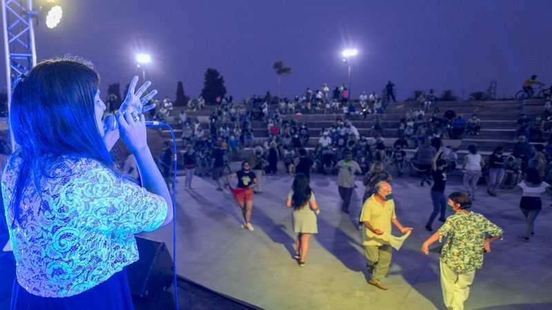 San Fernando compartió una Peña Folklórica a cielo abierto y con cuidados