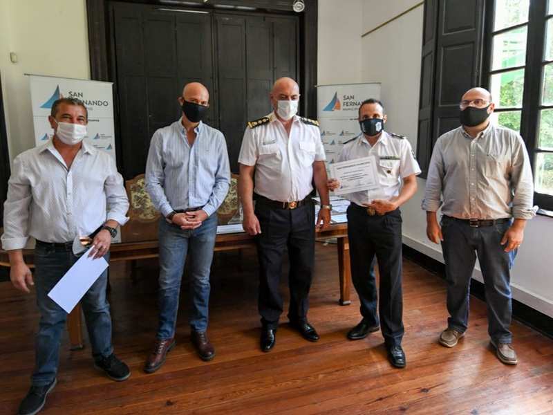 San Fernando conmemoró el ´Día de la Policía´ y los reconoció por su labor durante la pandemia