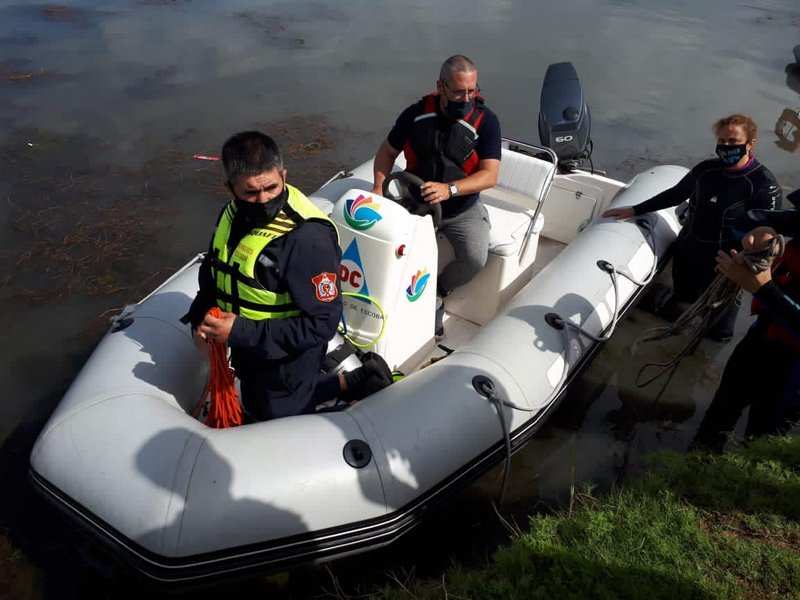 Encontraron sin vida al joven que ingresó con un kayak al lago del country en Escobar