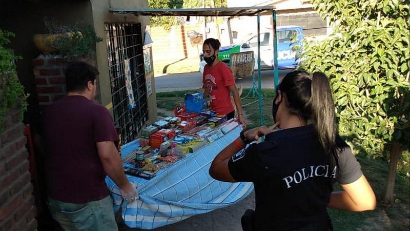 Escobar libre de pirotecnia sonora: la Municipalidad secuestró más de 200 kilos de artículos explosivos que se comercializaban de forma clandestina en Maquinista Savio y Garín