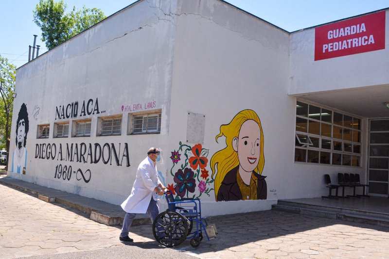 La Provincia homenajeó a Diego Maradona en el hospital público que lo vio nacer