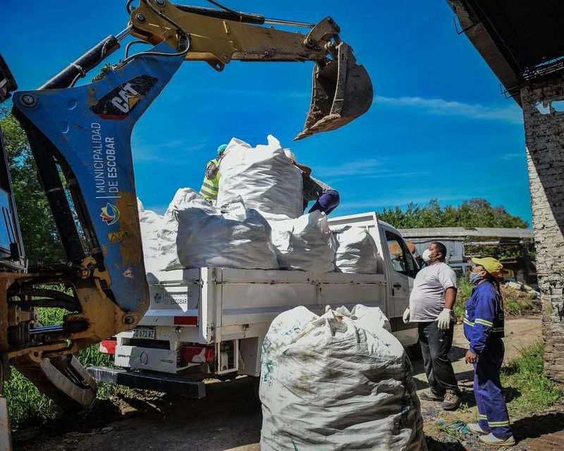 Escobar Sostenible: con gran participación vecinal la Municipalidad recolectó 11.000 kilos de ecobotellas