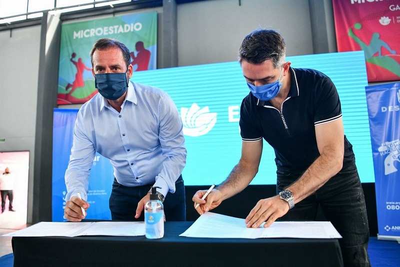 Ariel Sujarchuk presentó el Programa Nacional de Entrega Voluntaria de Armas de Fuego en Escobar