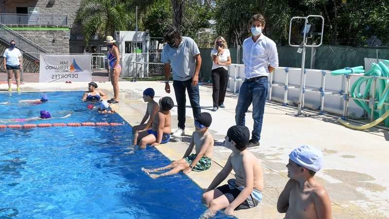 Juan Andreotti visitó el inicio de las Colonias de Verano con cuidados y protocolos