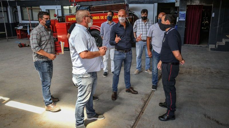 Presupuesto Participativo: Beto Ramil supervisó la remodelación de la Estación de Bomberos Voluntarios de Belén de Escobar