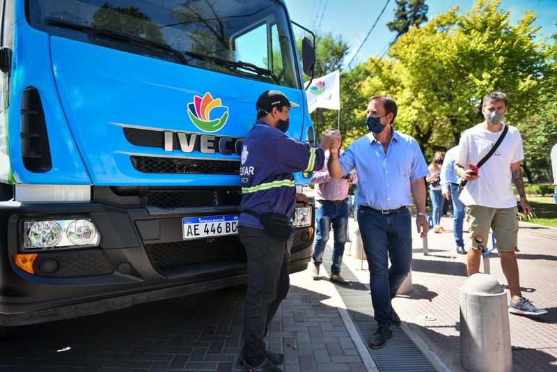 Ariel Sujarchuk presentó nueva maquinaria adquirida por el Municipio para obras y mantenimiento de la infraestructura pública