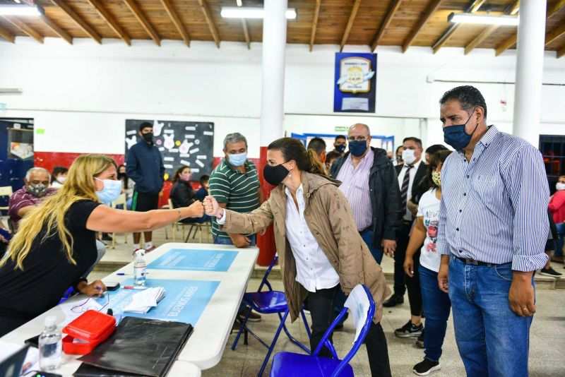 Verónica Sabena encabezó el operativo del programa “Mi Registro Mi Barrio”