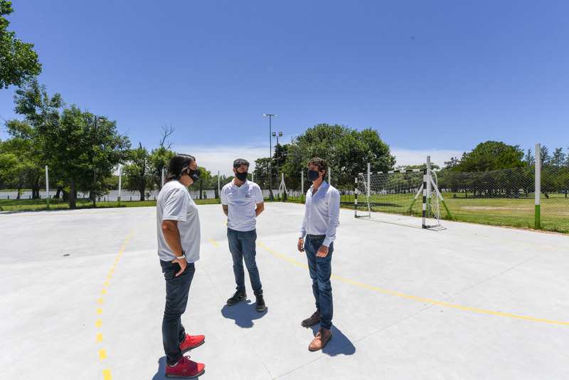 Juan Andreotti presentó el nuevo Playón Multideporte del Poli N°3 de San Fernando