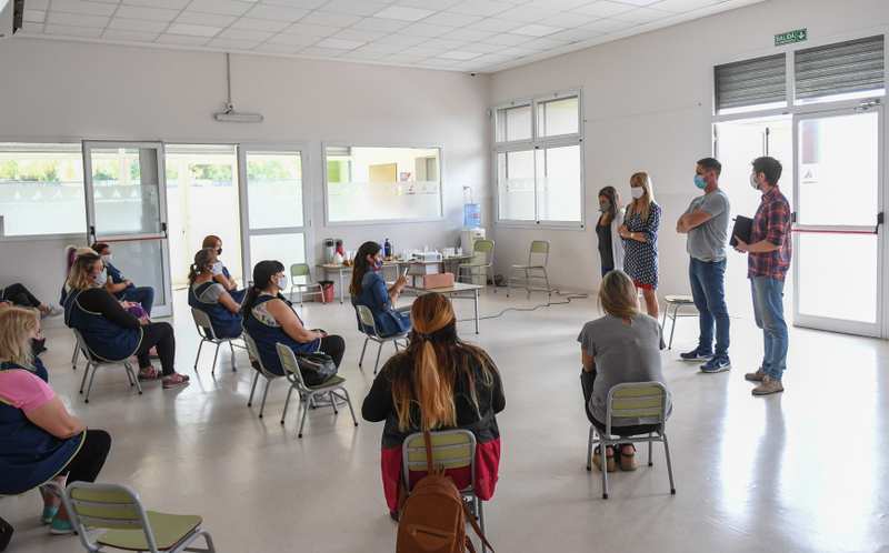 San Fernando capacita al personal docente municipal sobre la sanitización preventiva contra el covid-19