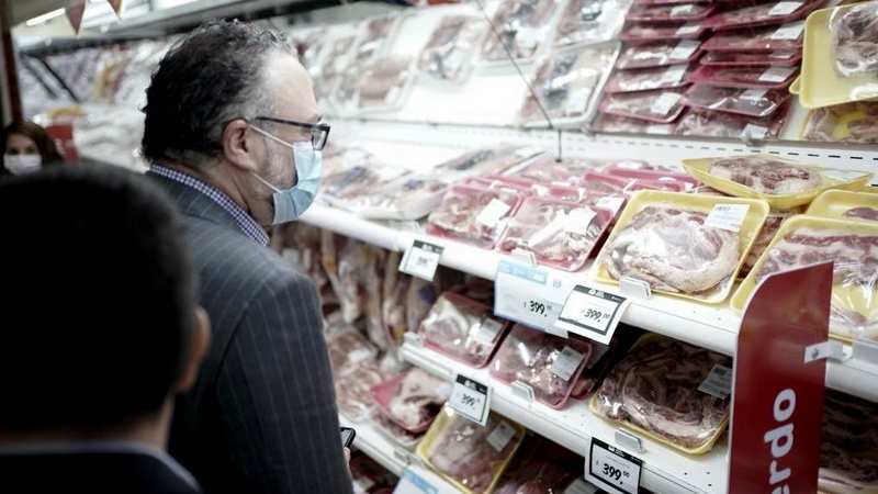 Kulfas y Español fiscalizaron en supermercados la implementación del acuerdo de carnes