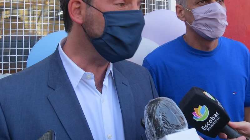 Ariel Sujarchuk y las vacunas: “Que el partido de los privilegios  venga a hacer  una bandera de esto,  es parte de su discurso cínico”