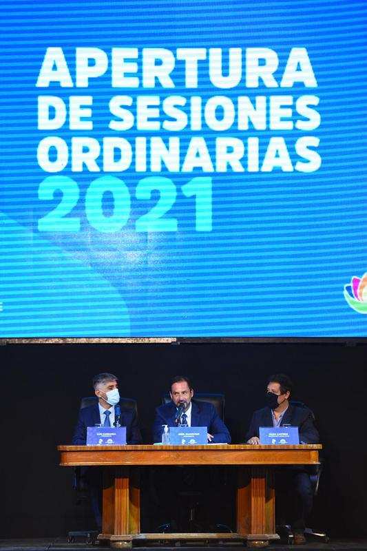Ariel Sujarchuk anunció inversiones por $167 millones para mejorar la infraestructura educativa de Escobar