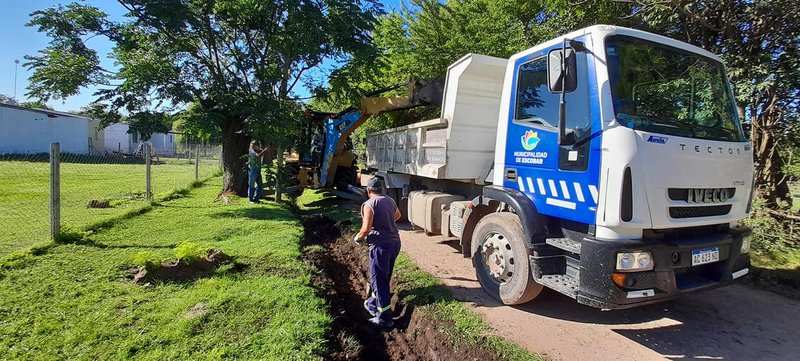 Siguen adelante las obras de mejora y mantenimiento del espacio público de la Municipalidad de Escobar