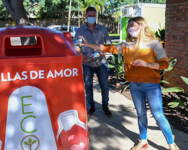 San Fernando instaló nuevas campanas de ´Botellas de Amor´ y ya recicló 15 mil kg de plásticos de un solo uso