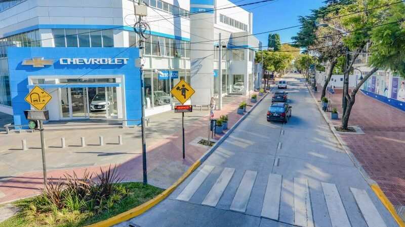 Juan Andreotti recorrió las obras de renovación integral de la Avenida del Libertador