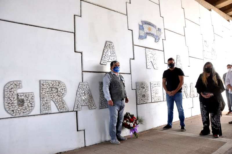 Exaltación de la Cruz, se brindó un sentido homenaje a los Héroes del Crucero General Belgrano