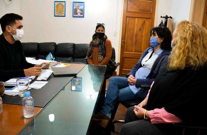 Carmen de Areco, entrega de subsidio a Jardín 906