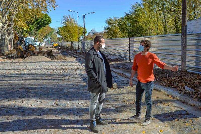 Juan Andreotti recorrió la obra de renovación de la zona de Canal
