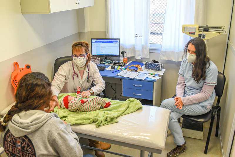 San Fernando brinda asesoramiento sobre alimentación materna y complementaria a mamás y recién nacidos
